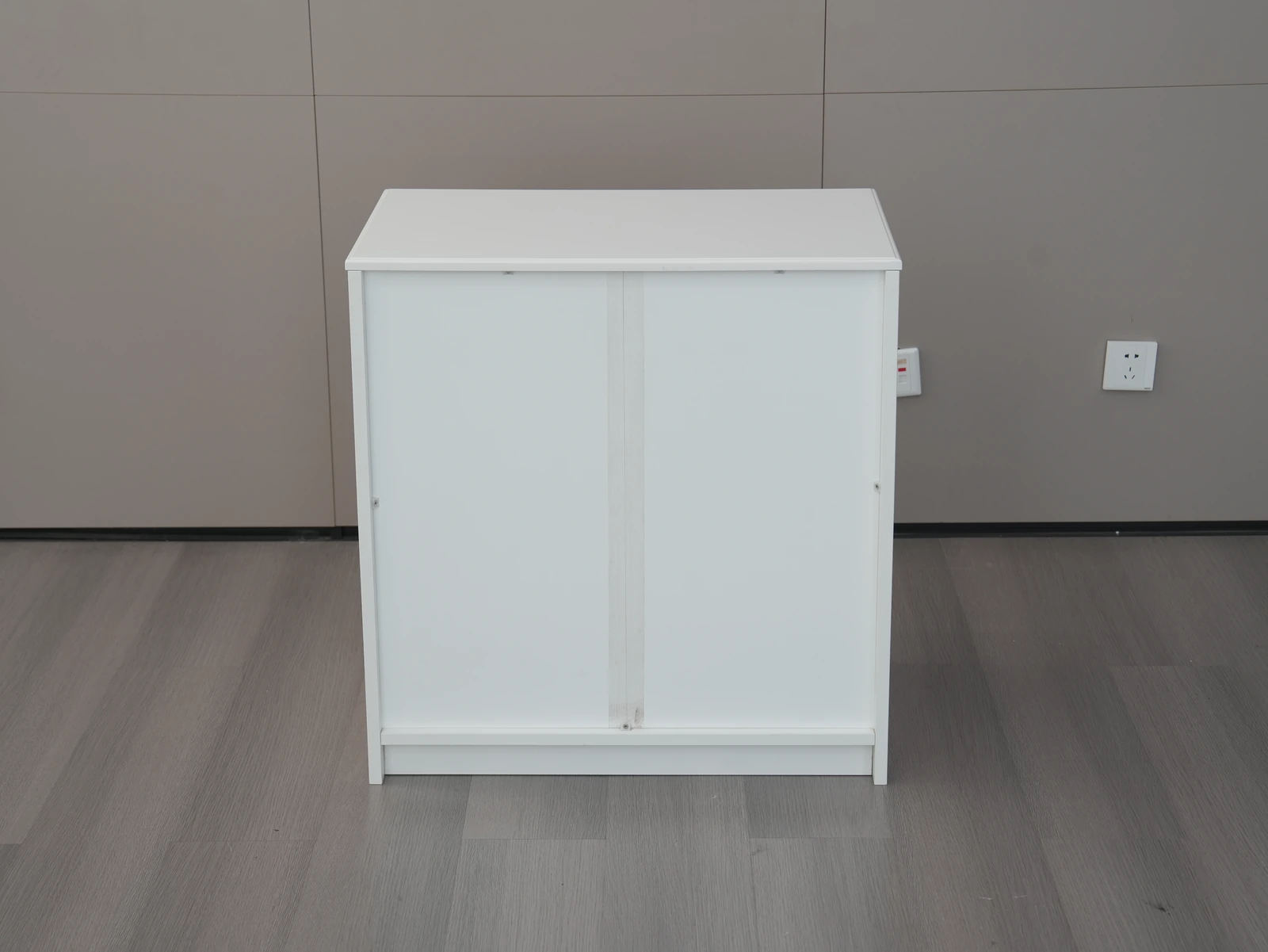 Minimalist Three Drawer Bedside Dresser E5006 product detail