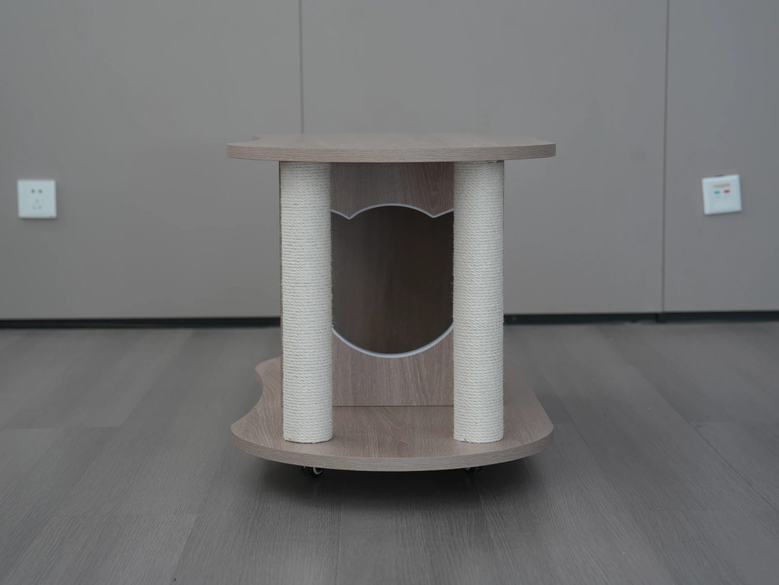 Modern Wooden Pet House & Storage Cabinet Z002 product detail